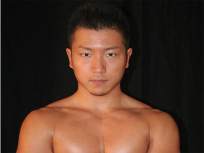 KENTAの超マッチョボディを高精細PDFで堪能する、イケメンの静かな高揚感が漂うデジタル写真集